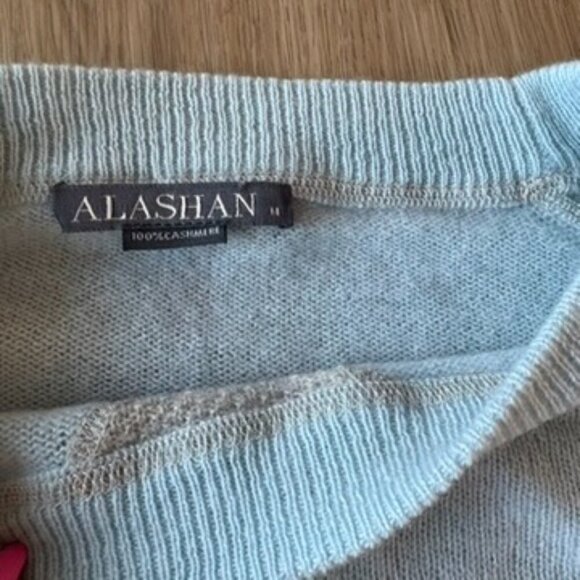 ** Alaskan Cashmere Boxy Crewneck Cashmere Sweater Blue Medium - Picture 7 of 8